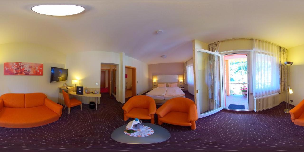 Hotel Sonnenhof Бад-Вільдбад Екстер'єр фото